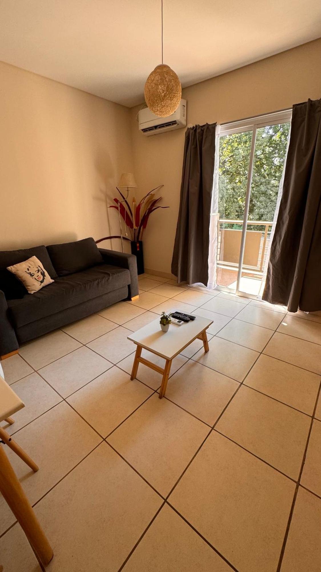 Moderno Departamento Con Cochera Apartamento
