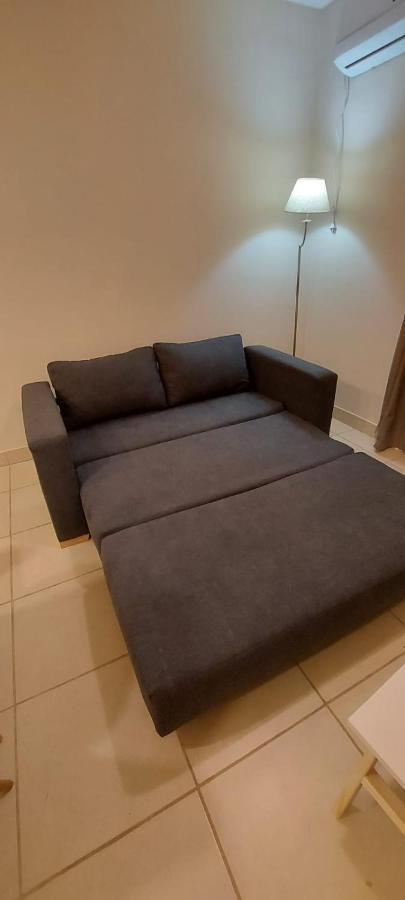 Moderno Y Amplio Departamento Con Cochera Apartment